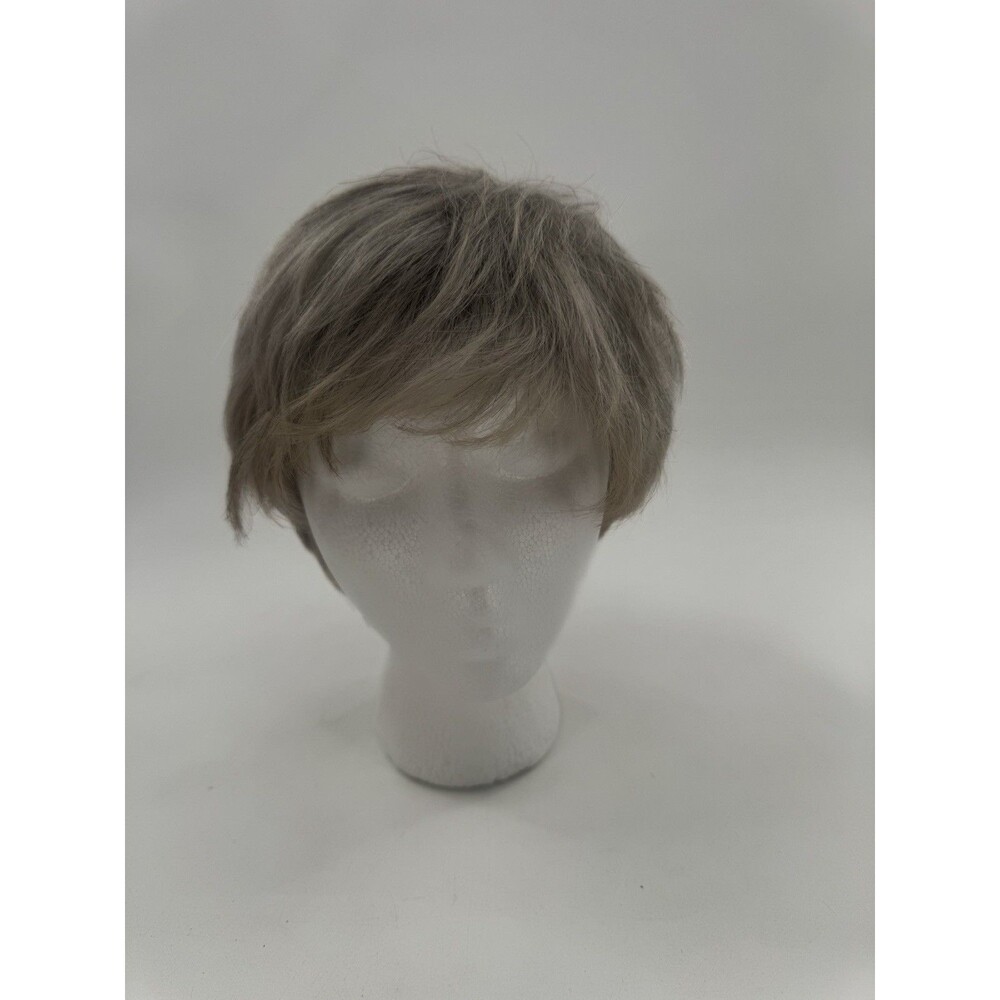 Raquel Welch Short Layered Modacrylic Wig RW Memory Cap Gray Silver Mix RN 48539